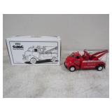 First Gear 1/34 1952 GMC HD Wrecker, Metal Diecast