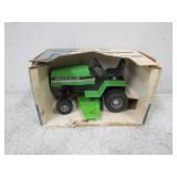 Scale Models Deutz-Allis 1920 Lawn & Garden Tracto