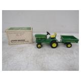 JD 140 Lawn Tractor w/JD Metal Dump Wagon