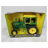 JD 4010 Tractor w/Hiniker Cab, Collector Edition