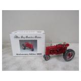 Spec Cast Farmall 400 Diesel 2002 Anniversary Edit