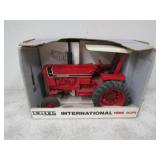 ERTL IH 1066 Rops Special Edition 1/16 Metal Die