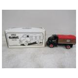 First Gear 1952 GMC Grain Box 1/34 Scale