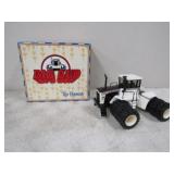 Toy Farmer 1/32 Big Bud 440 Tractor Metal Die Cast