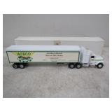 ERTL 1 of 504 AGSCO Semi-Trailer 1/64 Scale