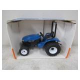 Scale Models New Holland TC33D Boomer LGT