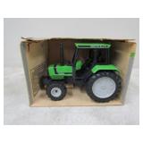 ERTL Deutz Allis Tractor 1/16 Metal Die Cast