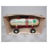 ERTL Anydrous Ammonia Tank 1/16th Metal Die Cast