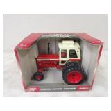 ERTL Case IH International 856 1/16 Die Cast Metal