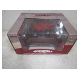 ERTL Case IH 7088 Combine w/Head 1/64th Scale