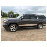 2016 Chevy Suburban LT 4x4, 5.3L V8, Auto, Leather