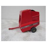 Case IH 8465 1/16 Baler, Metal Die Cast