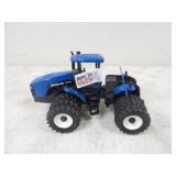 Scale Models New Holland TJ450 Tractor Launch