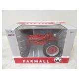 ERTL Farmall Super MD 1/16 Die Cast Metal