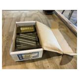 Partial Box-Duo Fast 2.5in Framing Nails