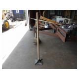 Truper 8in. x 8in. Tamper