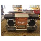 Milwaukee 110v Jobsite Radio