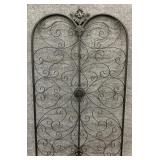 Black Metal Scroll Wall Art