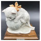Giuseppe Armani Kitten on Yarn Ball