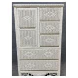 White Wicker Gentleman