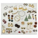 Lot of Vintage Costume Jewelry Earrings