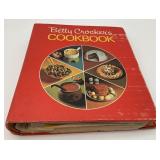 Vintage Betty Crocker's Cookbook