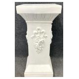 2.5ft Plaster Pedestal