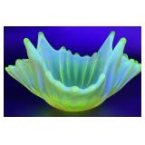 Fostoria Heirloom Vaseline Glass Bowl