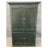 Green Entertainment Center