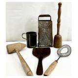 Group Vintage/Antique Kitchenware