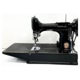 Singer Featherweight 221K Sewing Machine