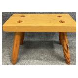 18in Wooden Stool