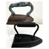2pc Vintage Cast Iron Sad Irons