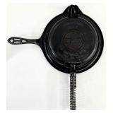 Griswold #8 Cast Iron Waffle Maker 886 & 975 Stand