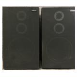 Set of 2 Pinoeer CS-G2000 Speakers