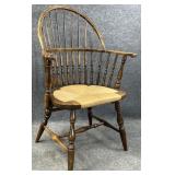 Barrel Back Rush Seat Windsor Chair