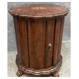 Scallop Edge One Door Accent Table