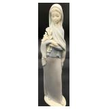 Lladro Girl With Calla Lilies Figurine
