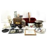 Asst Vintage Collectibles & Decor