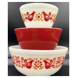 3 Pyrex Friendship Nesting Mixing Bowls
