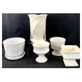 5 Nelson McCoy / McCoy Pottery Vases / Planters