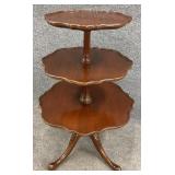 Scallop Edge 3 Tier Dessert Table