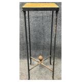 Metal Frame Tile Insert Stand