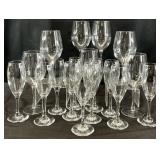 18pc Barware Wine Glasses & Champagne Flutes