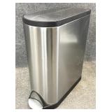 Simple Human Trash Can