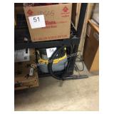 1 LOT STINGER WET/DRY VAC