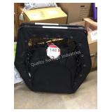 1 LOT 2 FOLDING CHAIRS