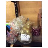 1 LOT CHRISTMAS TREE ORNAMENTS