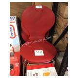 1 LOT 4 STACKING CHAIRS