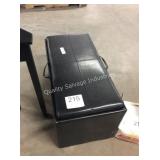 1 LOT BENCH W/ OTTOMAN